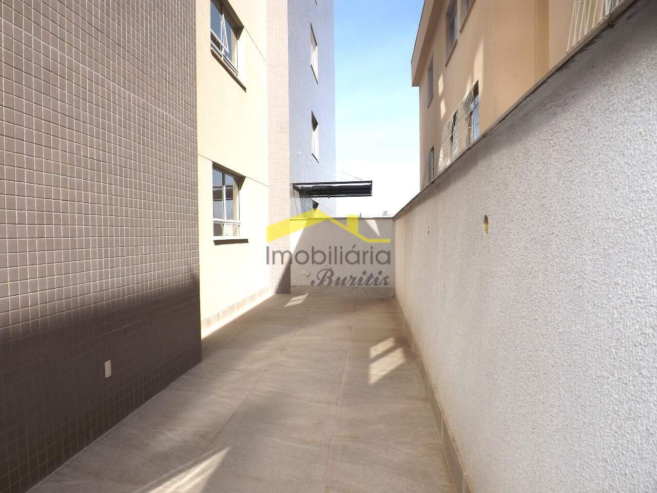 Apartamento com área privativa à venda no Alto Barroca: 