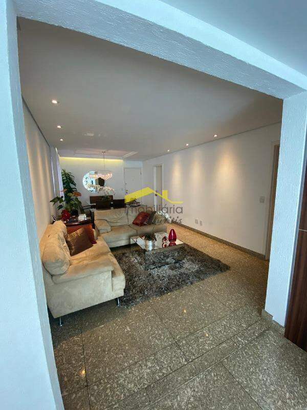 Apartamento com área privativa à venda no Buritis: 