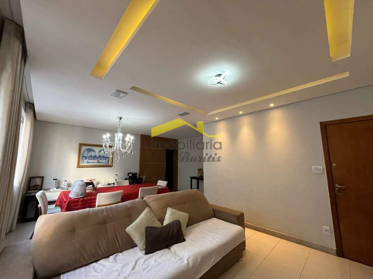 Apartamento à venda no Buritis: 