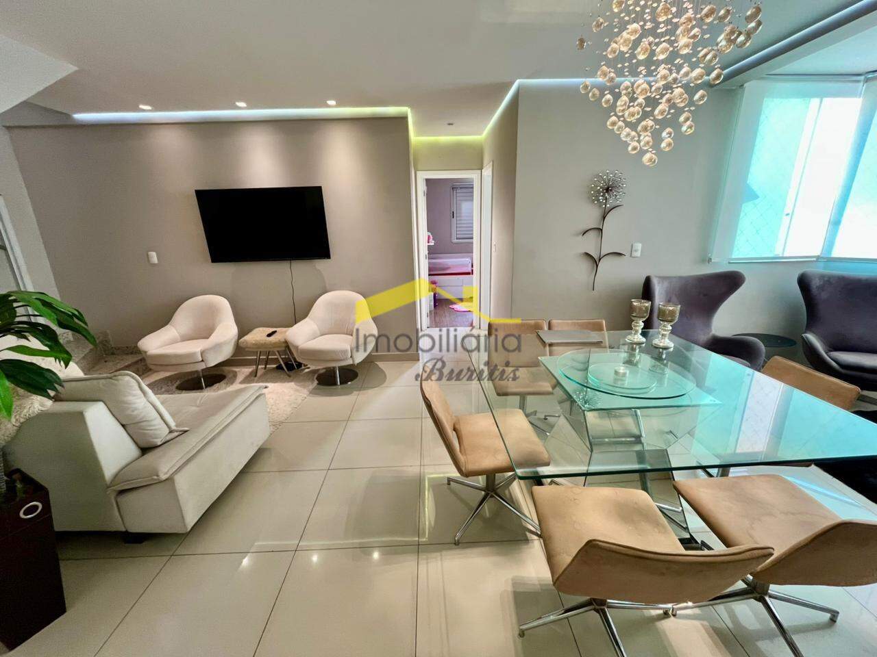 Cobertura para aluguel no Buritis: 