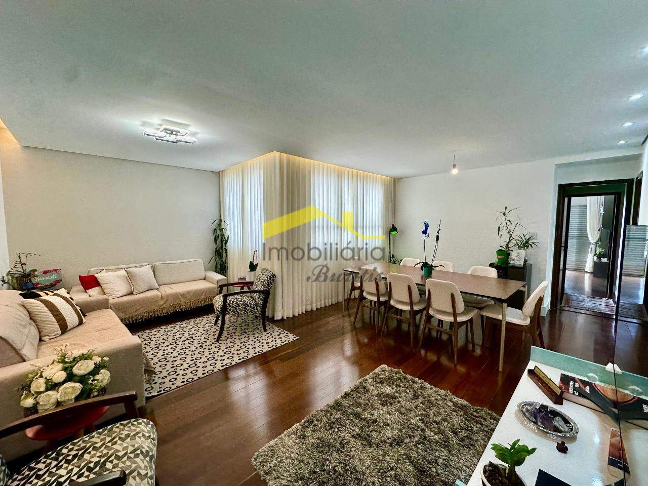 Apartamento à venda no Vila Paris: 