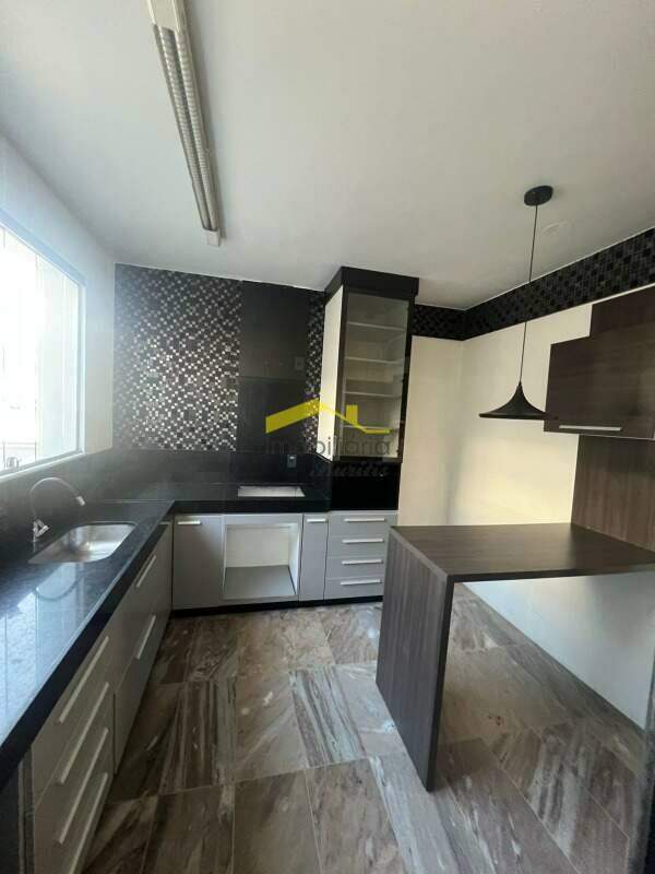 Apartamento com área privativa à venda no Estoril: 