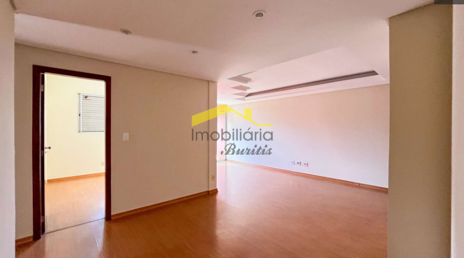 Apartamento à venda no Buritis: 