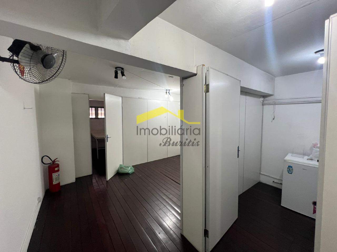 Loja para aluguel no Estoril: 