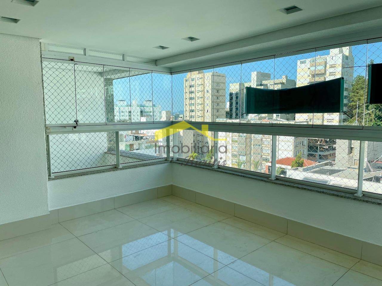 Cobertura para aluguel no Gutierrez: 