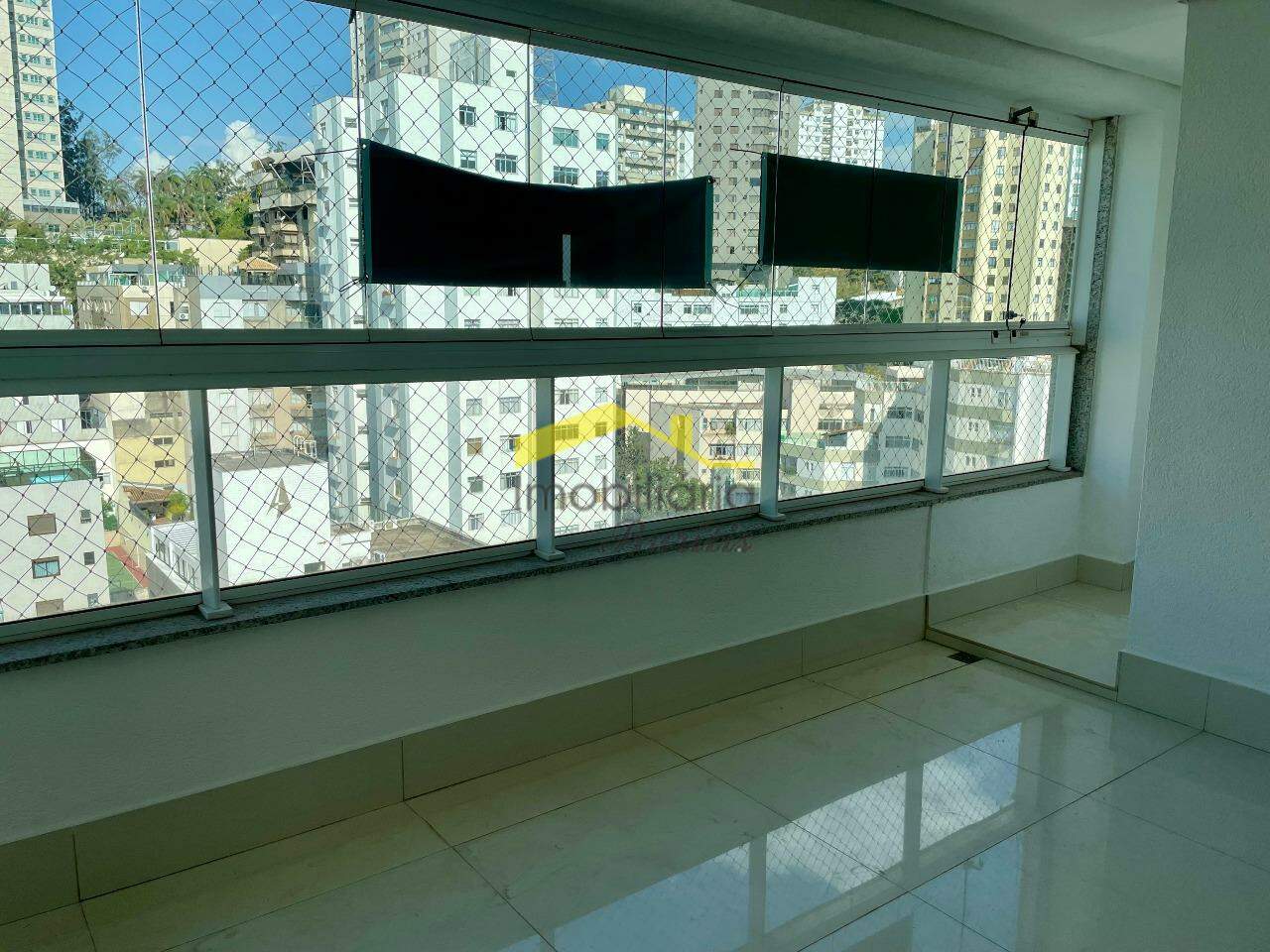 Cobertura para aluguel no Gutierrez: 