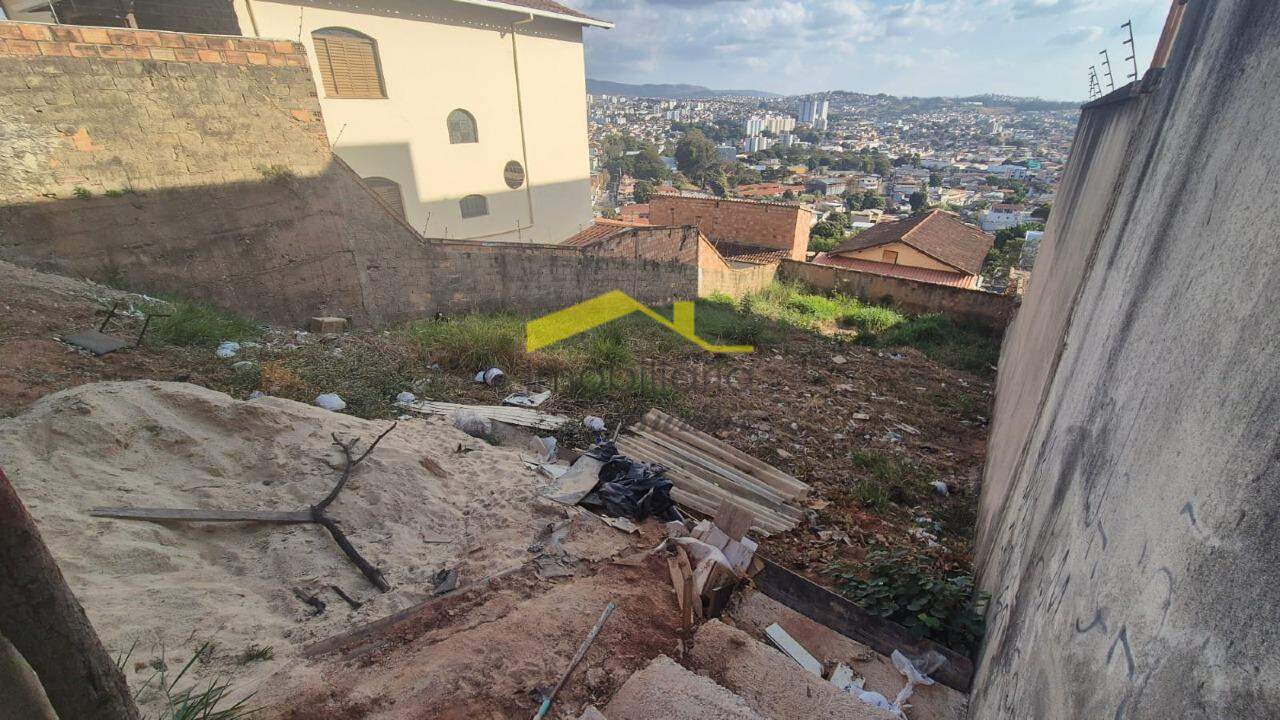 Lote à venda no Salgado Filho: 