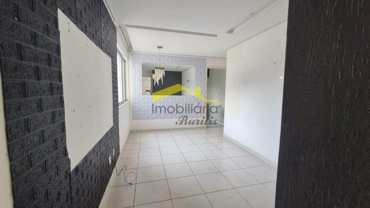 Apartamento à venda no Cinqüentenário: 