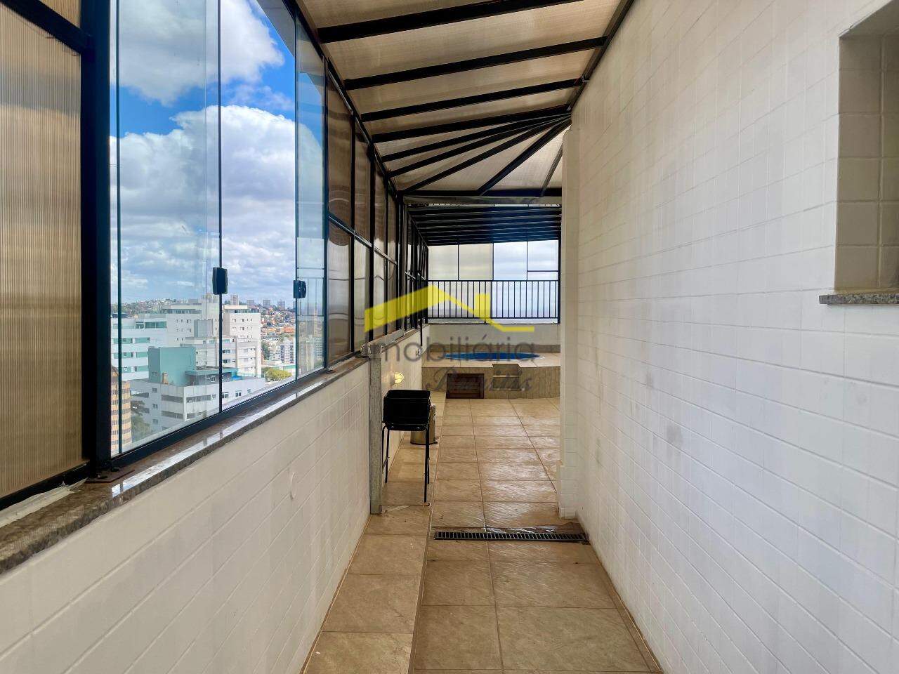 Cobertura à venda no Buritis: 