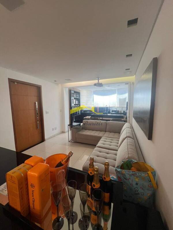 Apartamento à venda no Buritis: 