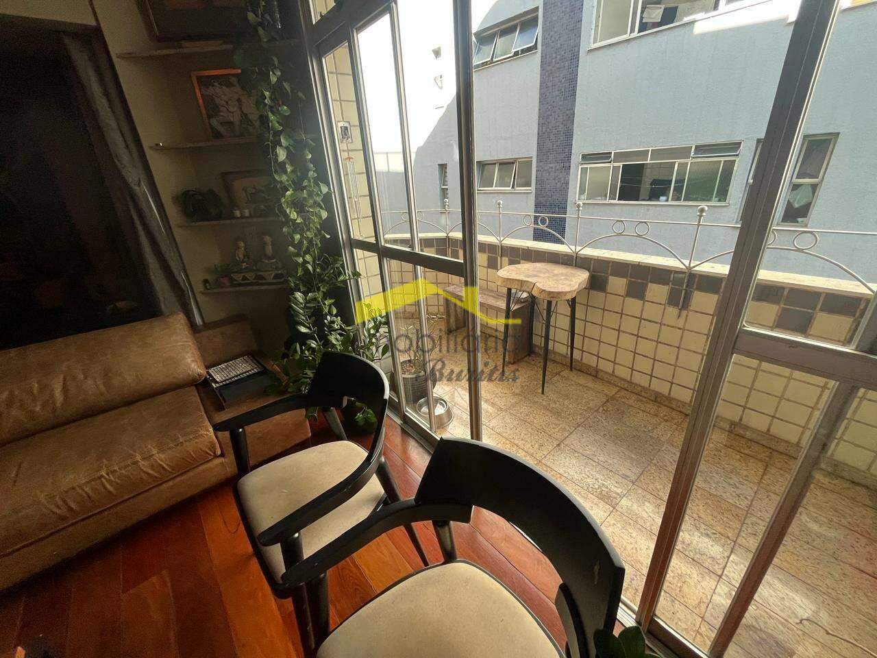 Apartamento à venda no Buritis: 