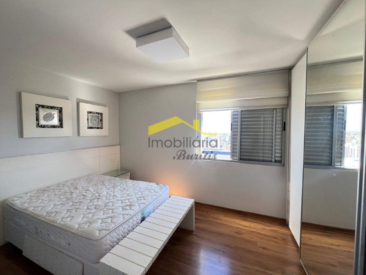 Apartamento à venda no Buritis: 