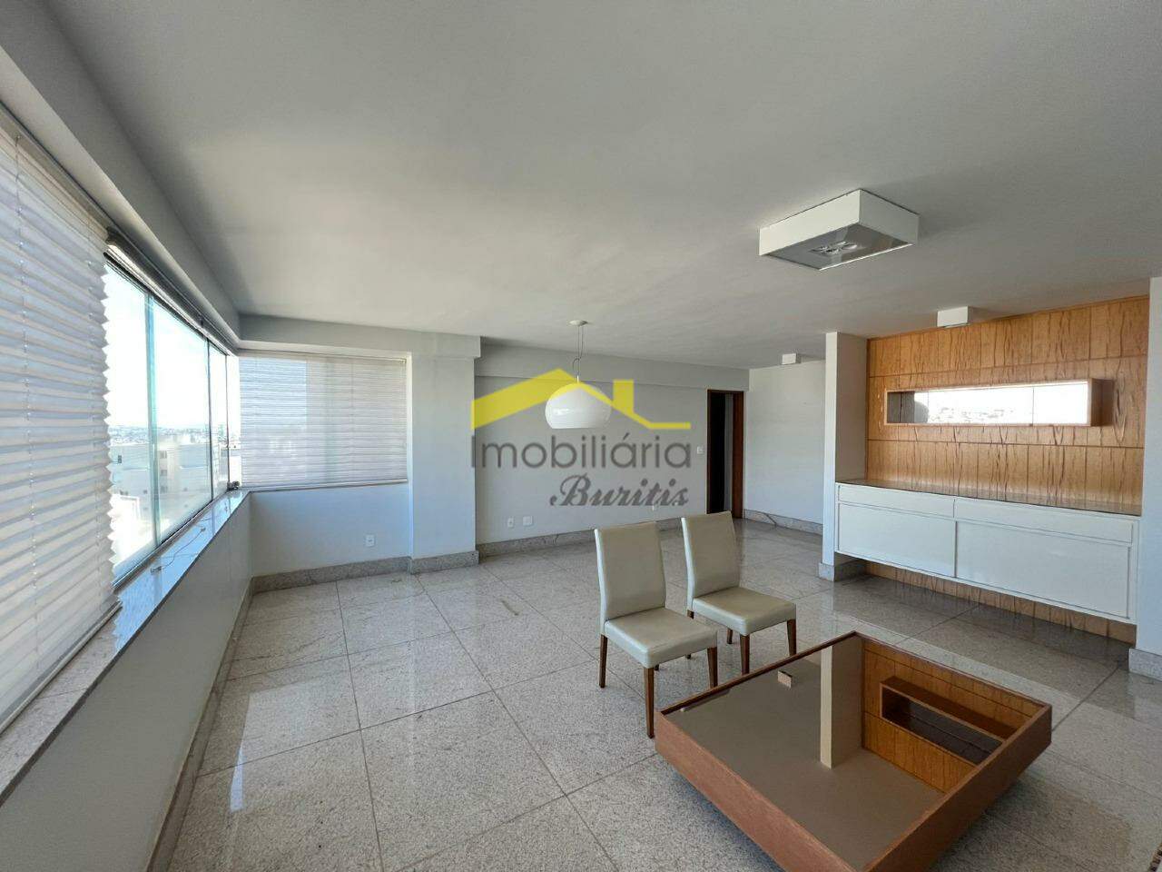 Apartamento à venda no Buritis: 