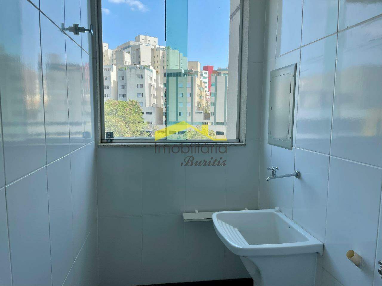 Apartamento para aluguel no Buritis: 