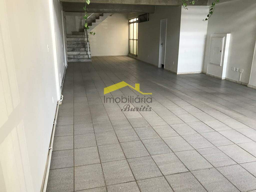 Loja para aluguel no Estoril: 