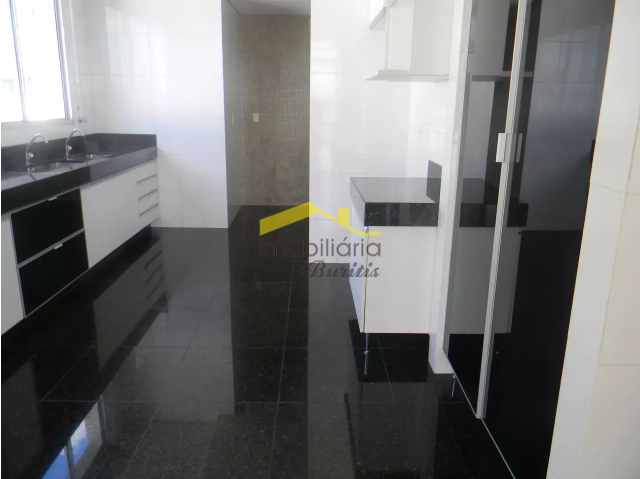 Cobertura à venda no Buritis: 