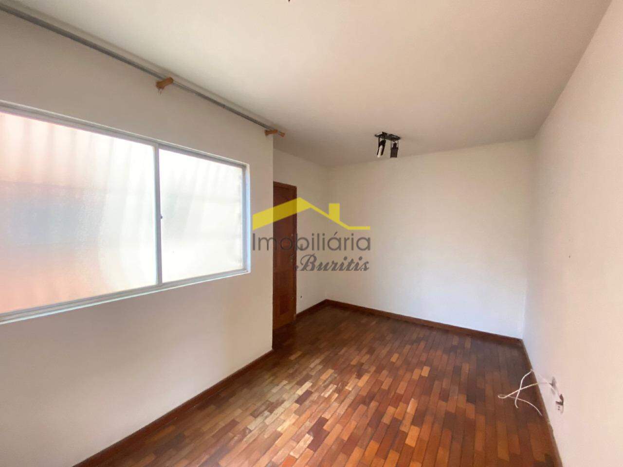 Apartamento à venda no Estoril: 