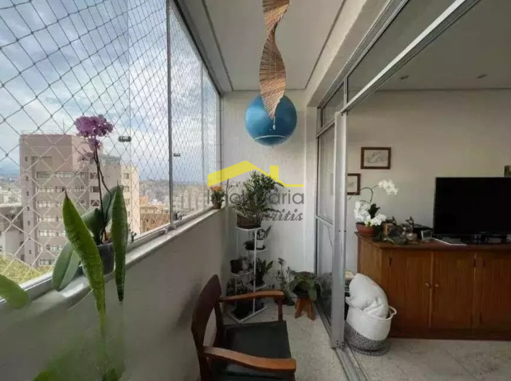 Apartamento à venda no Buritis: 