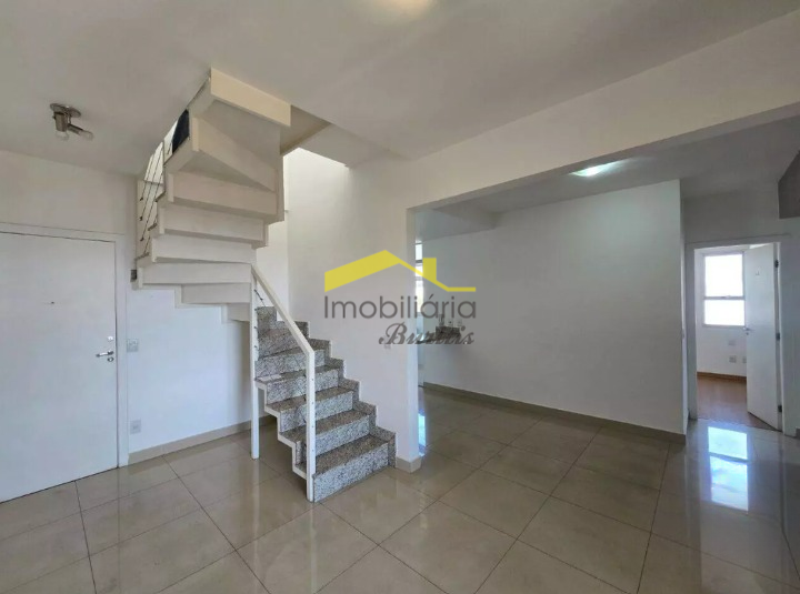 Cobertura à venda no Estoril: 