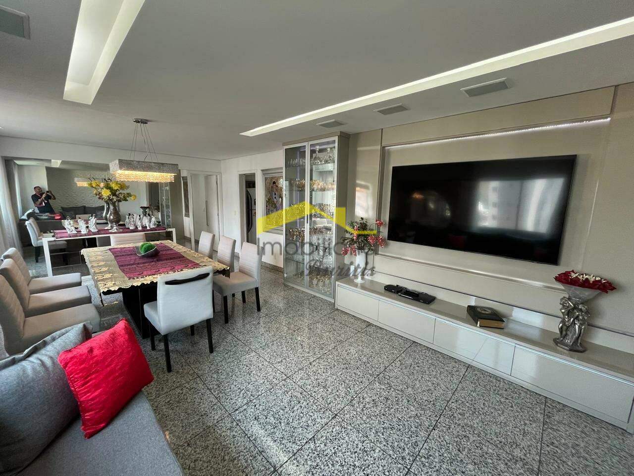 Apartamento à venda no Buritis: 