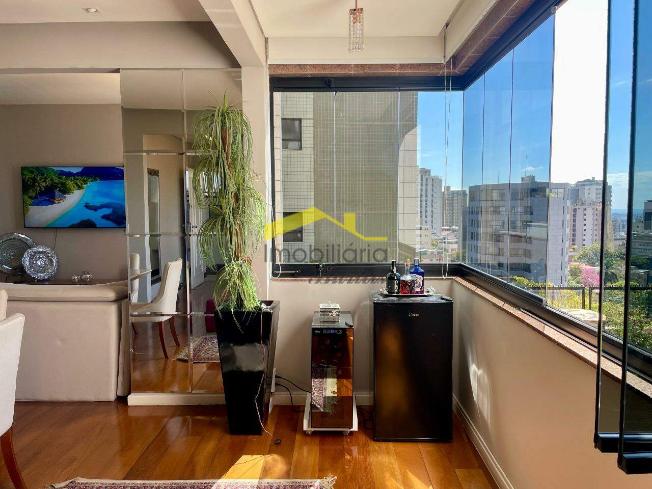 Apartamento para aluguel no Sion: 