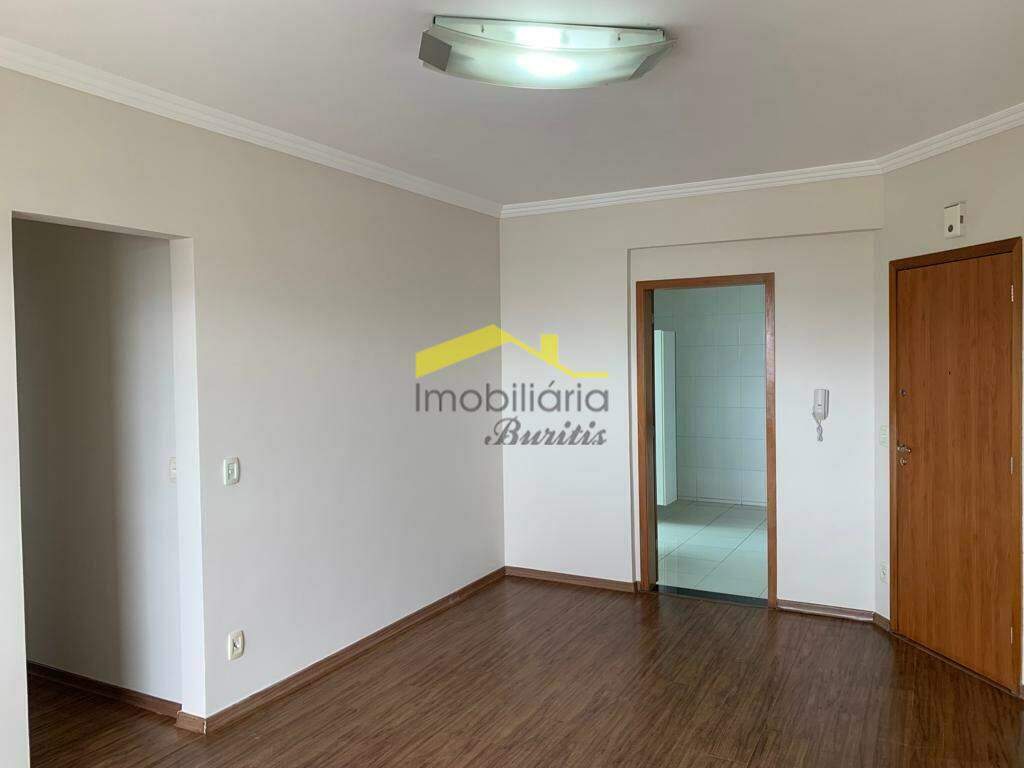Apartamento à venda no Buritis: 
