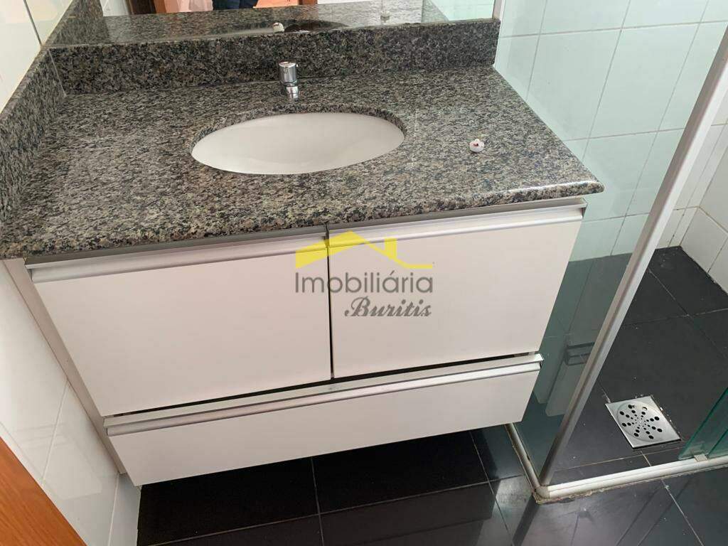 Apartamento à venda no Buritis: 