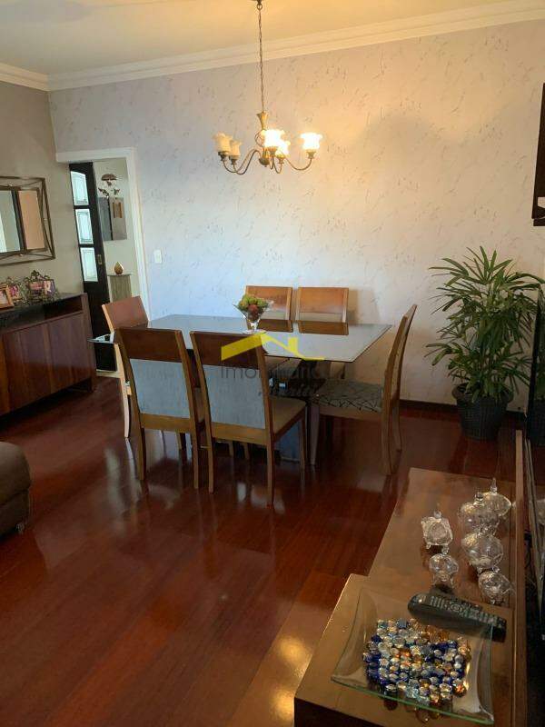 Apartamento à venda no Jardim América: 