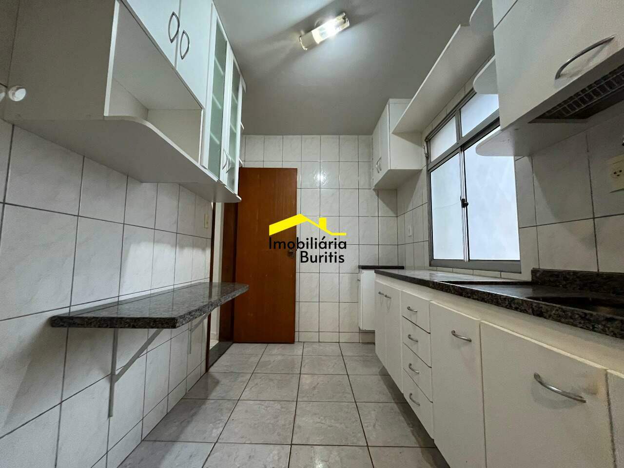 Apartamento à venda no Buritis: 