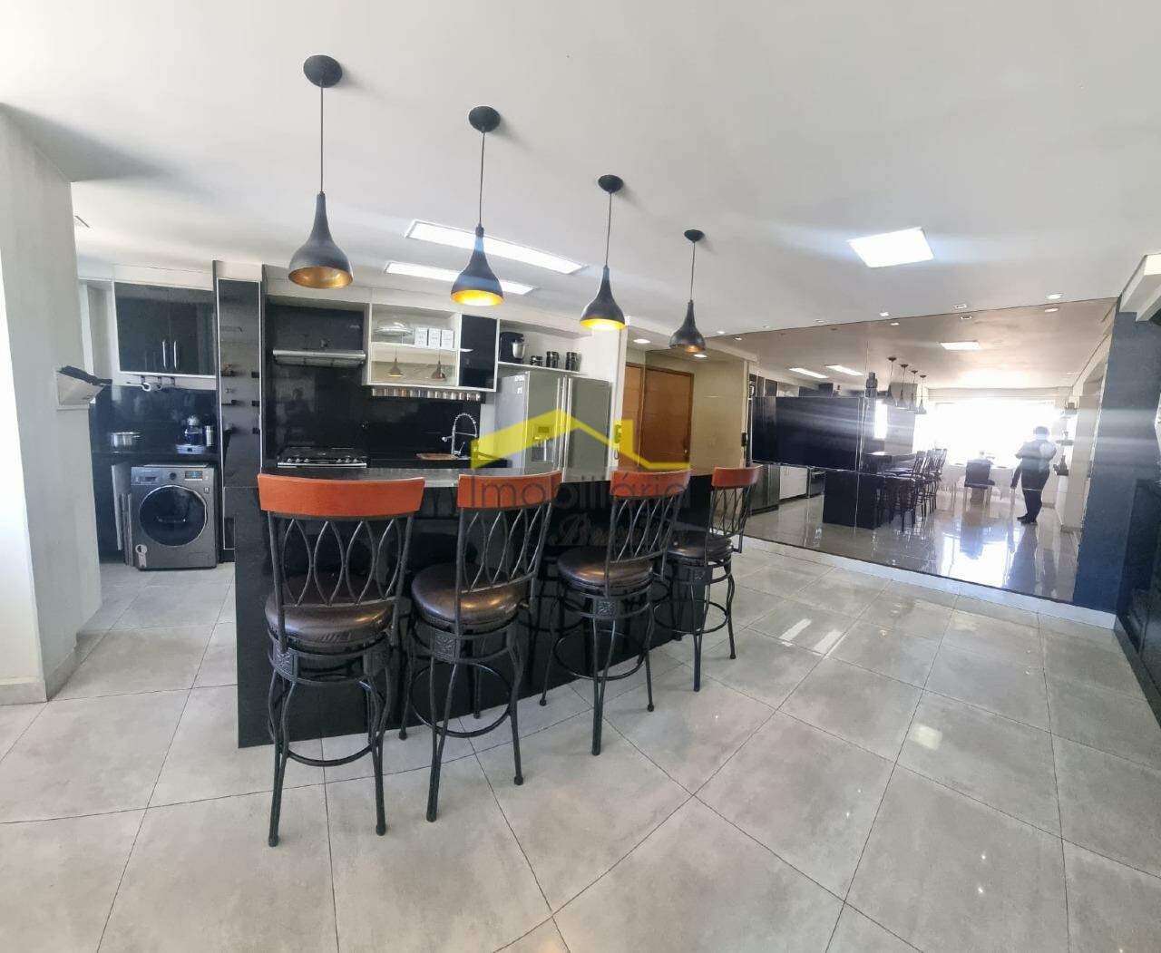 Cobertura à venda no Buritis: 