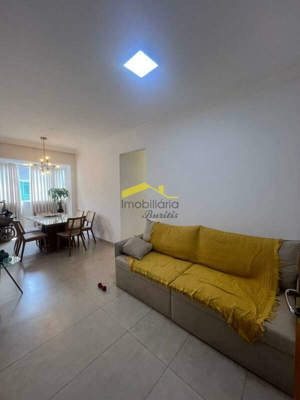 Apartamento com área privativa à venda no Buritis: 