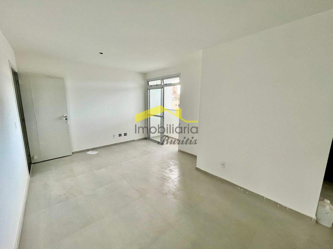 Apartamento à venda no Buritis: 