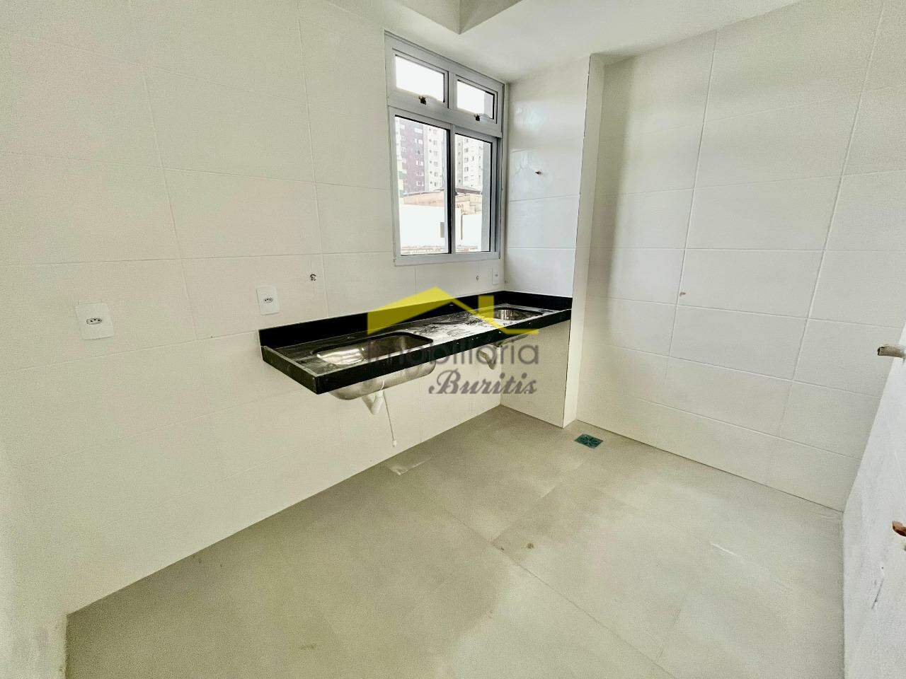 Apartamento à venda no Buritis: 