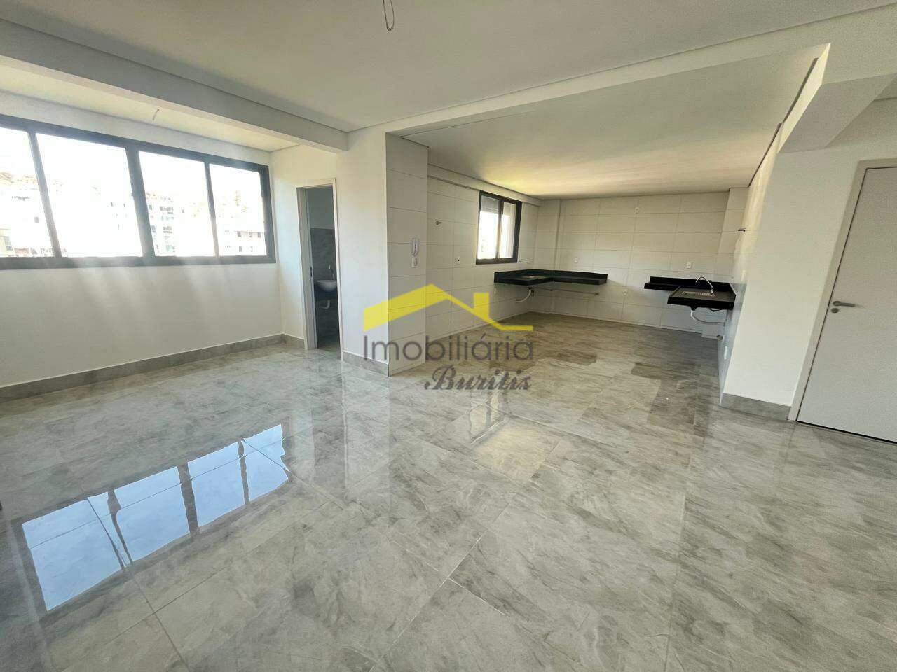 Apartamento à venda no Buritis: 