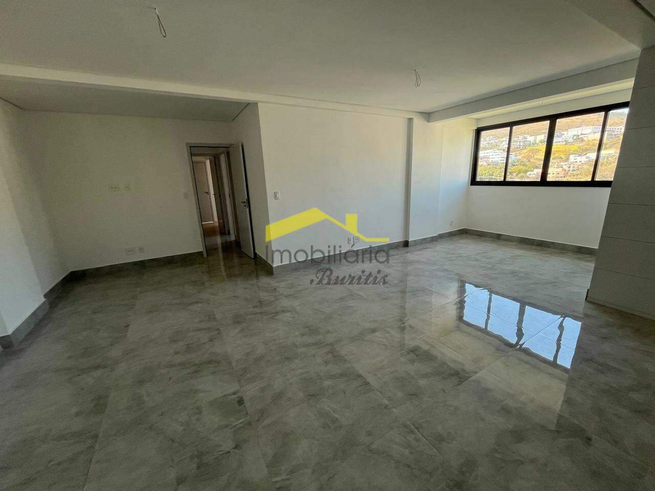 Apartamento à venda no Buritis: 