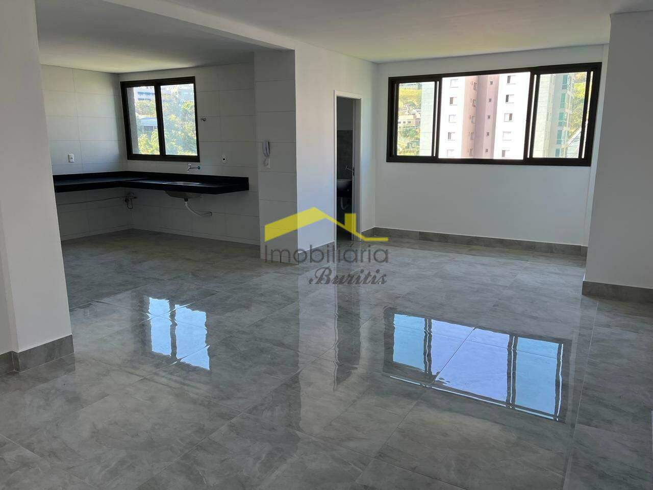 Apartamento à venda no Buritis: 