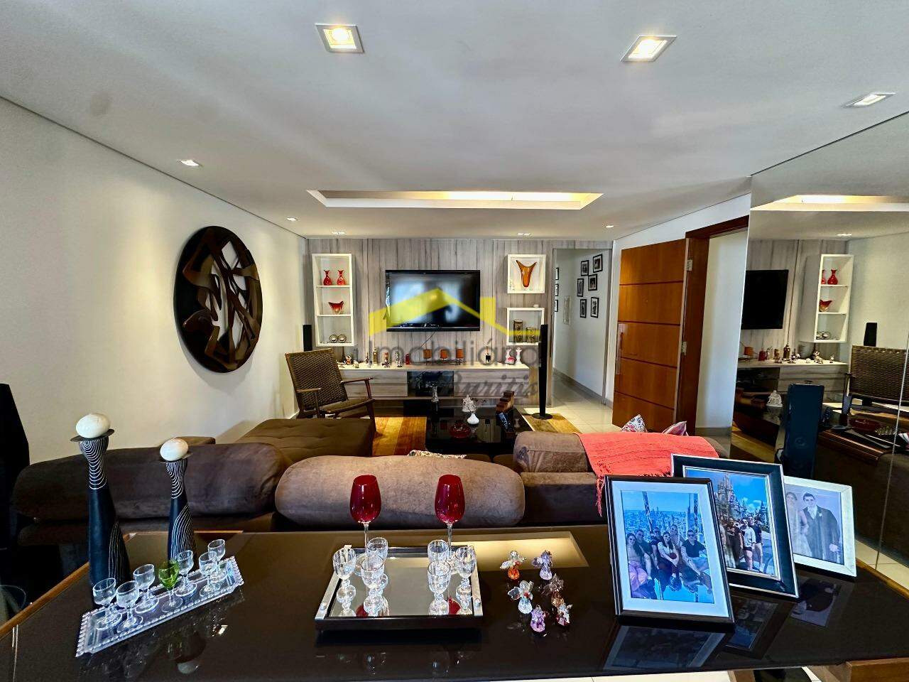 Apartamento à venda no Buritis: 