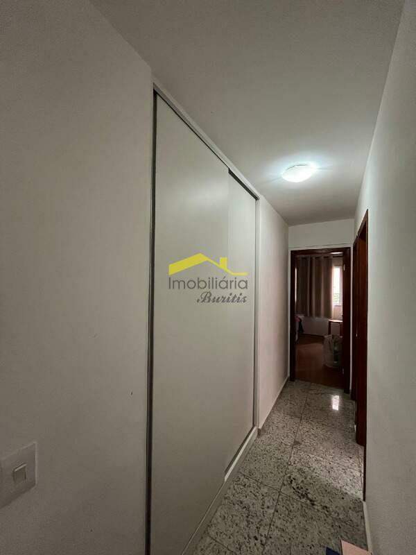 Apartamento à venda no Buritis: 