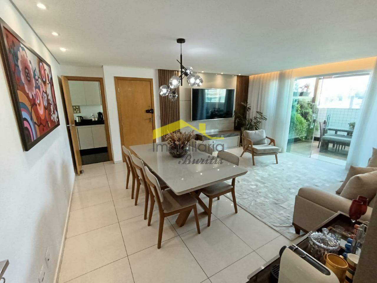 Apartamento com área privativa à venda no Buritis: 