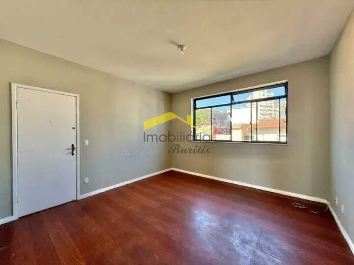 Apartamento à venda no Santa Lúcia: 