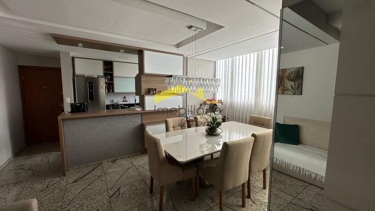 Cobertura à venda no Cinqüentenário: 