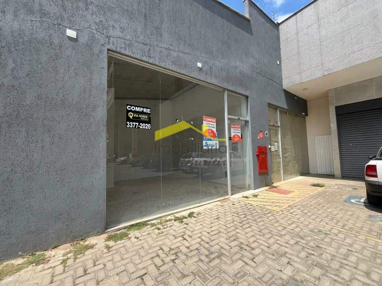 Loja à venda no Estoril: 