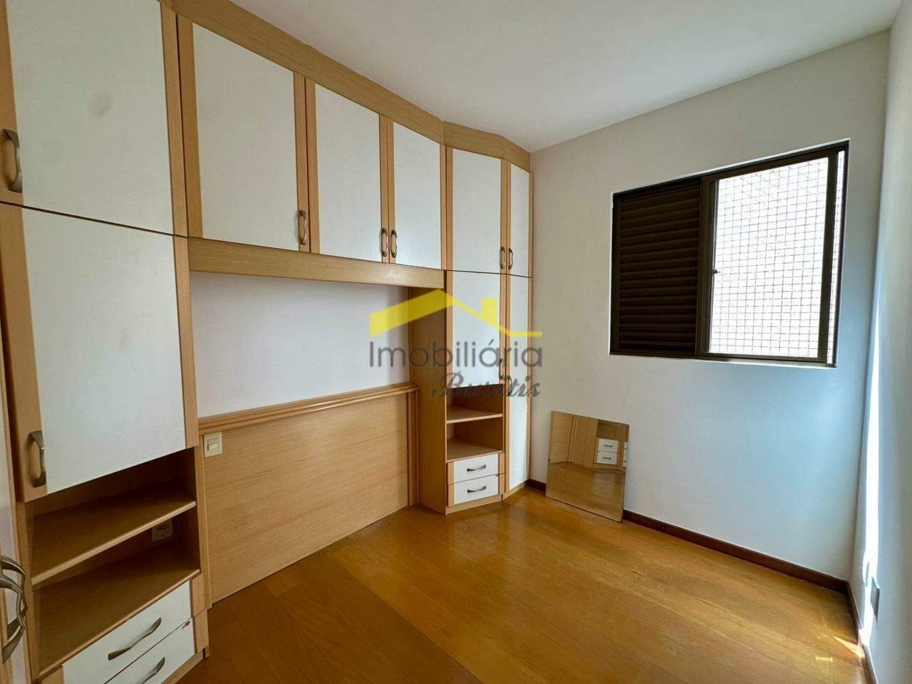 Apartamento para aluguel no Buritis: 