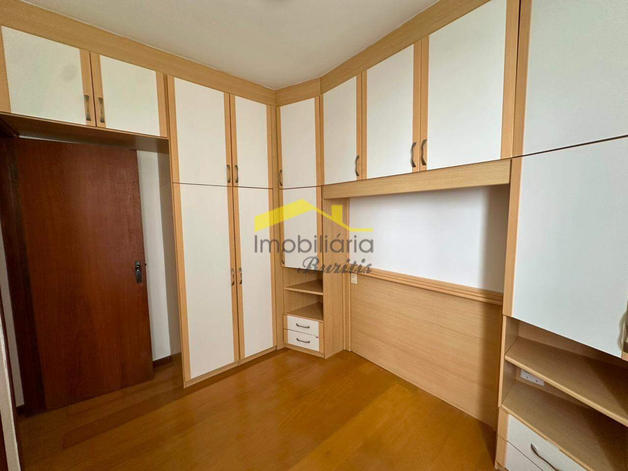Apartamento para aluguel no Buritis: 