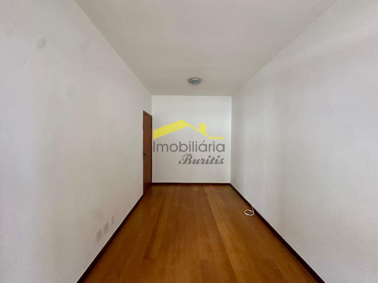 Apartamento para aluguel no Buritis: 
