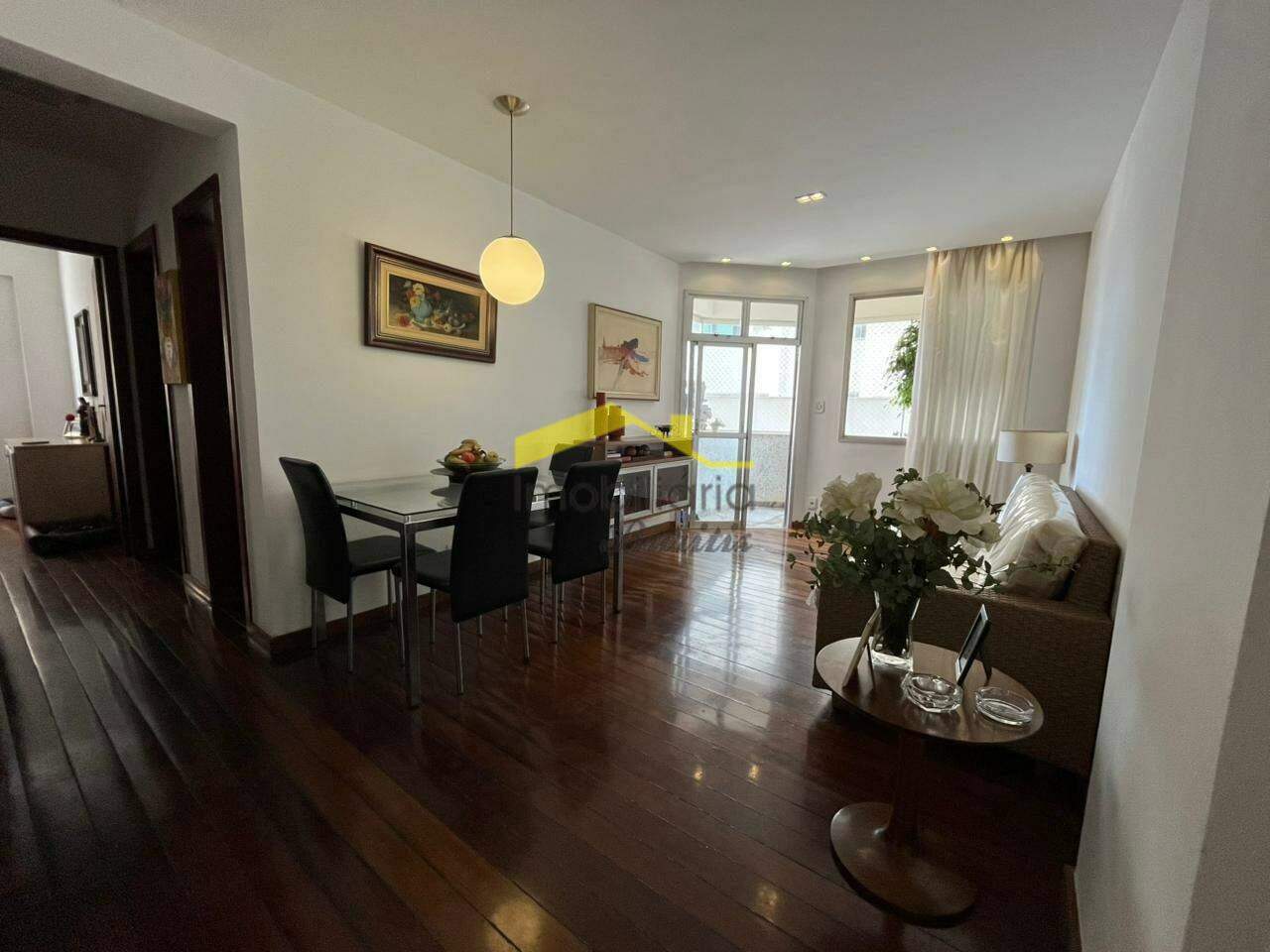 Apartamento à venda no Estoril: 