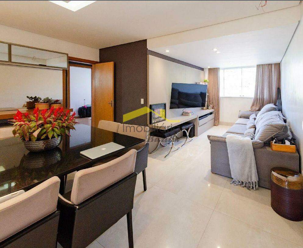 Área privativa para aluguel no Buritis: 