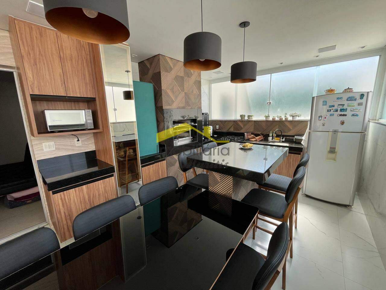 Cobertura à venda no Buritis: 