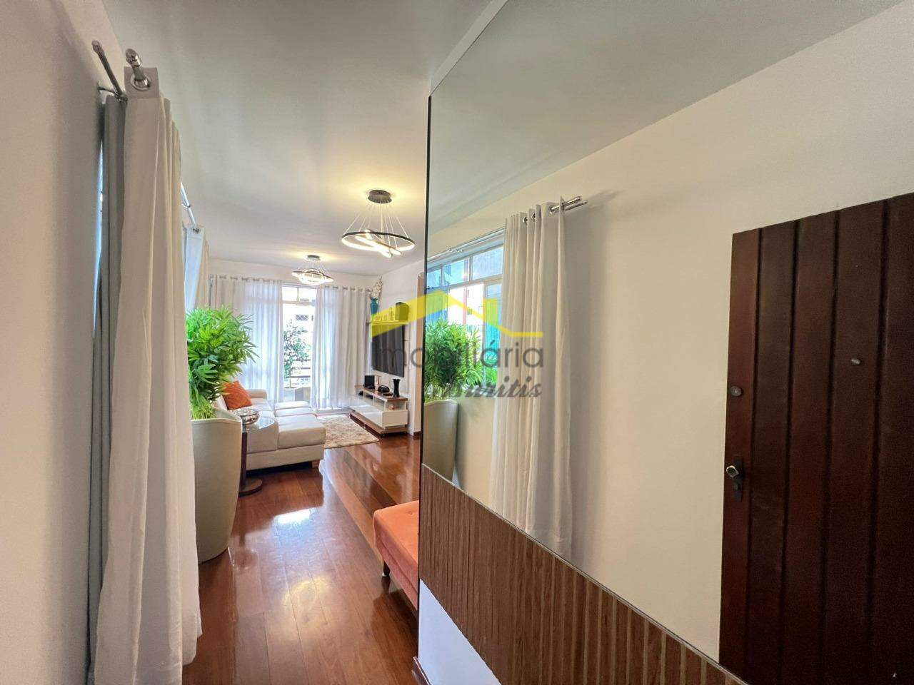 Apartamento à venda no Buritis: 