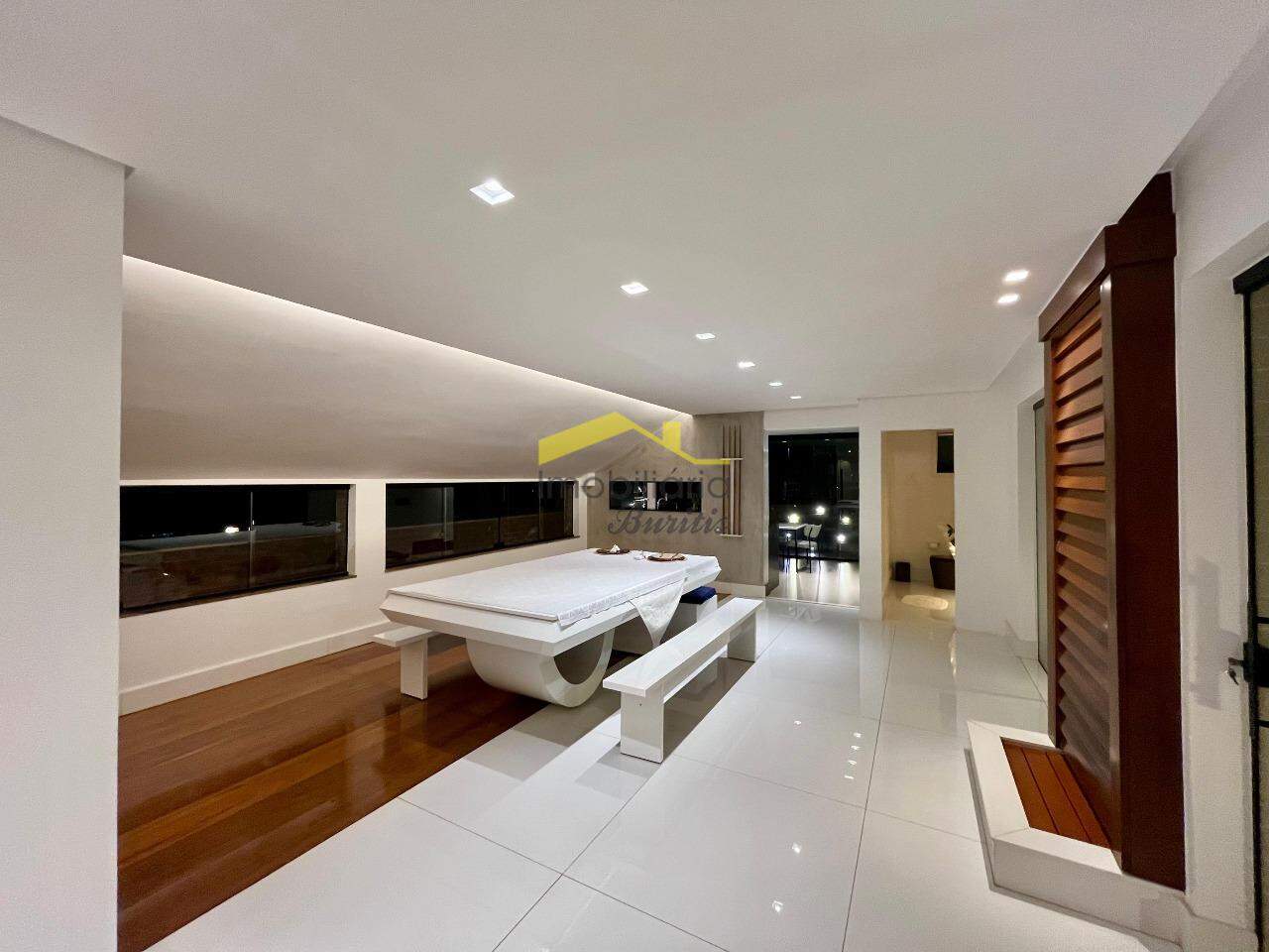 Cobertura à venda no Buritis: 